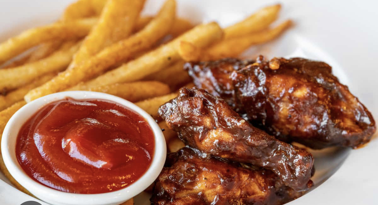 BBQ Wings and Fries